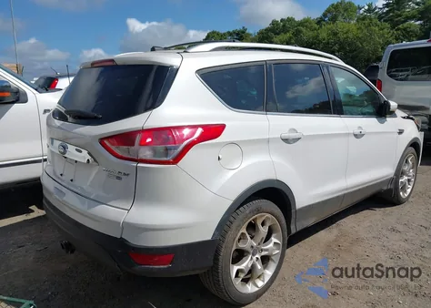 2014 Ford Escape Titanium из США, поврежденный, VIN 1FMCU9J92EUB90866